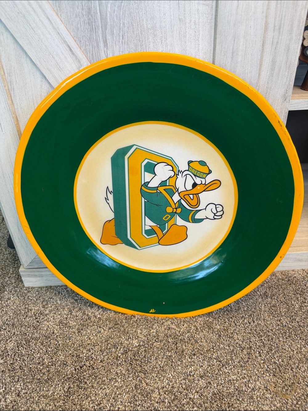 Rare Vintage Oregon Ducks plate featuring Donald Duck